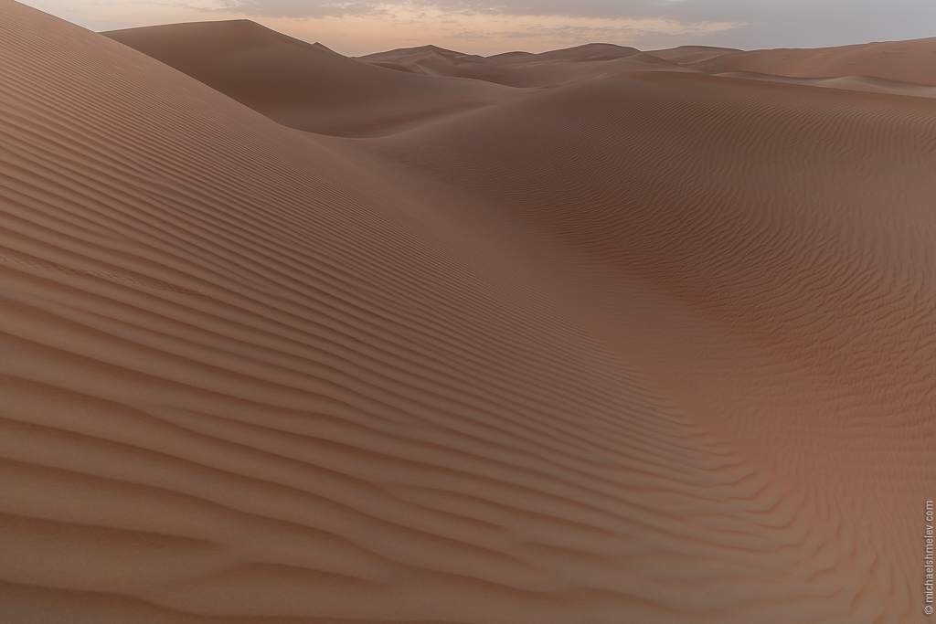 Самые большие 10 пустыни в мире. Пустыня руб-Эль-Хали. Пустыня руб-Эль-Хали Дубай. Руб-Эль-Хали вид с верху 300 м.